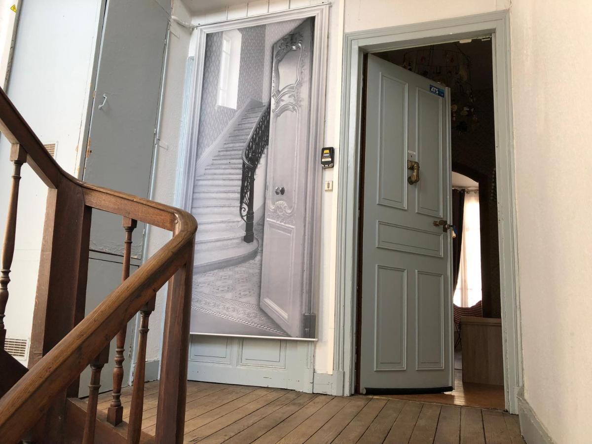 Cote Chateau - Grand Appartement Au Coeur De Blois Bagian luar foto