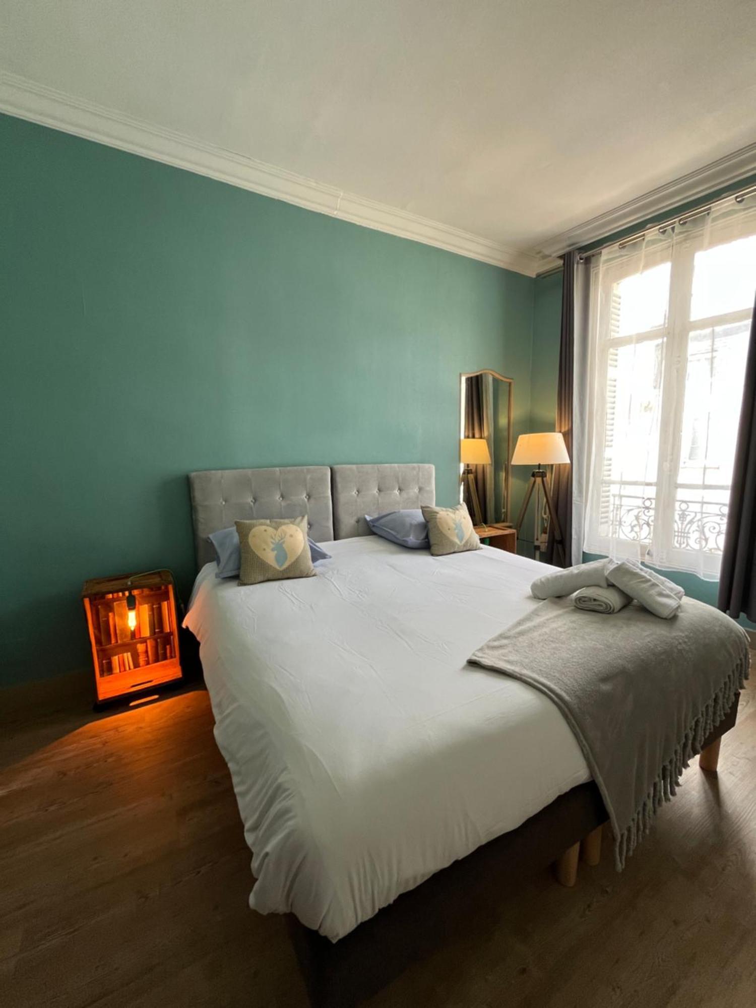 Cote Chateau - Grand Appartement Au Coeur De Blois Bagian luar foto